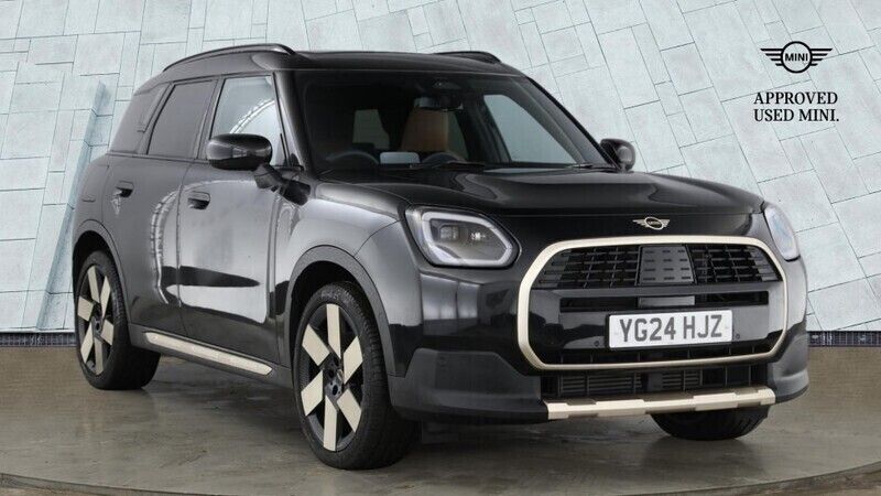 Black Used 2024 Mini Countryman SUV | £30,850 (Fair price) - Image 1/4