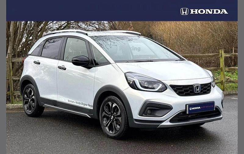 Used Honda Jazz Advance 120 HP (88 kW) 2025 White Hatchback