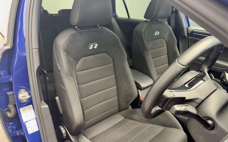 Usado VW Golf VII R 300 HP (220 kW) 2019 Azul Citadino
