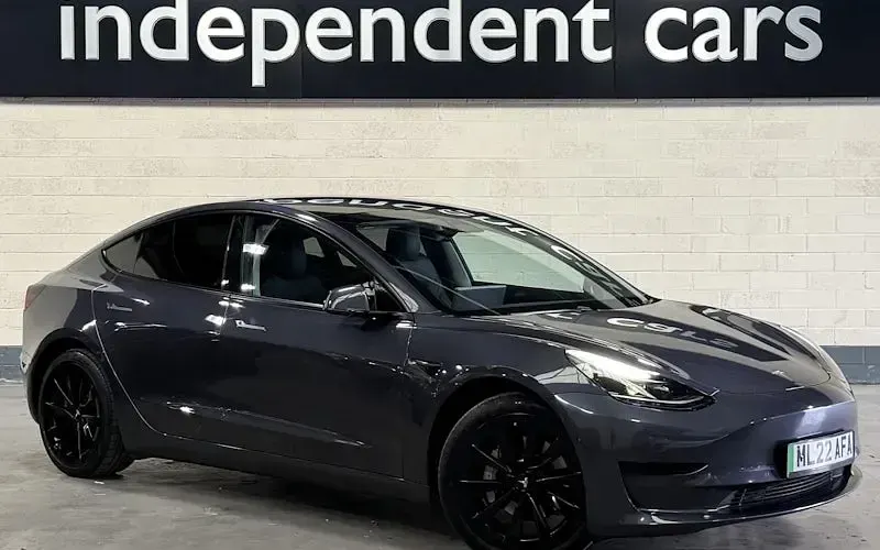 Used Tesla Model 3 Standard Range 180 kW (245 HP) 2022 Sedan