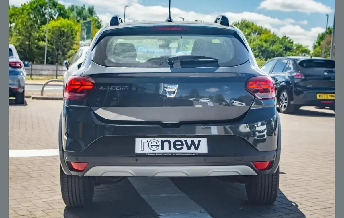 Used Dacia Sandero Prestige 90 HP (66 kW) 2021 Grey Hatchback