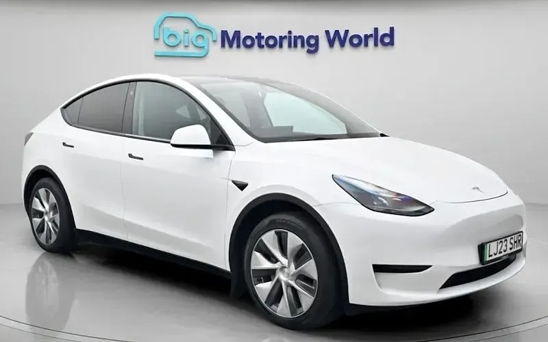 Used Tesla Model Y Standard Range 219 kW (299 HP) 2023 SUV