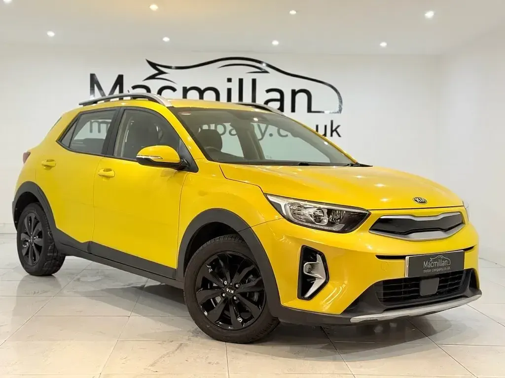 Used Kia Stonic 99 HP (72 kW) 2021 Yellow SUV