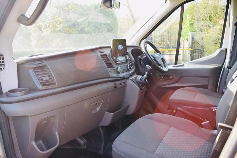 Used Ford Transit Trend 130 HP (95 kW) 2022 Silver