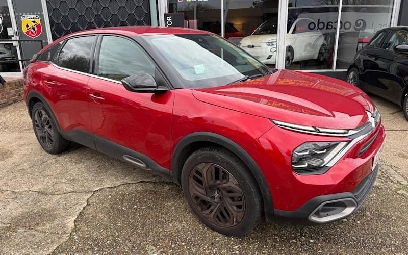 Used Citroën C4 PureTech 131 HP (96 kW) 2021 Red Hatchback