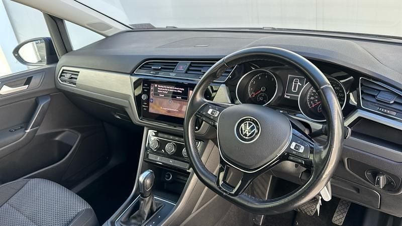 Used VW Touran Family 150 HP (110 kW) 2020 Blue MPV