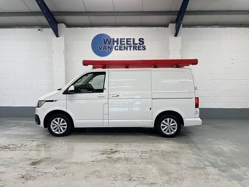 Used VW Transporter Highline 2021 White Van