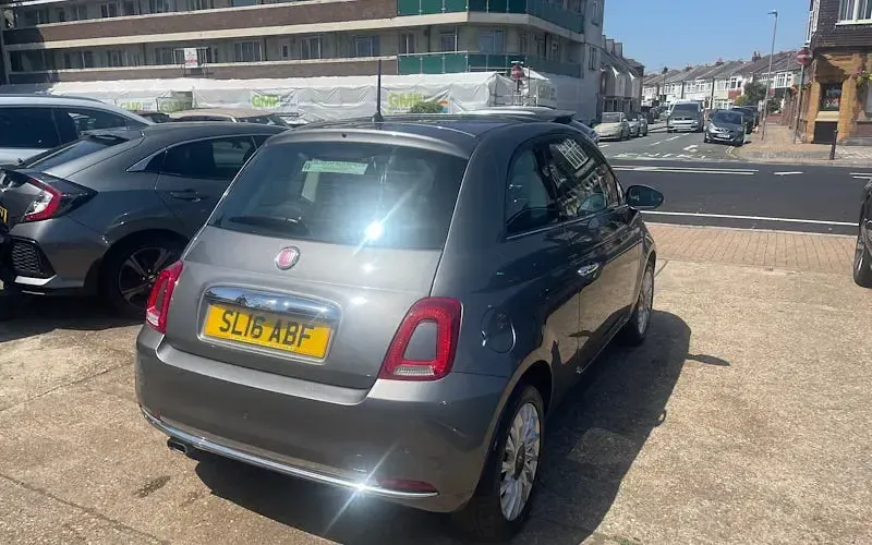 Used Fiat 500 Lounge 69 HP (50 kW) 2019 Red Hatchback