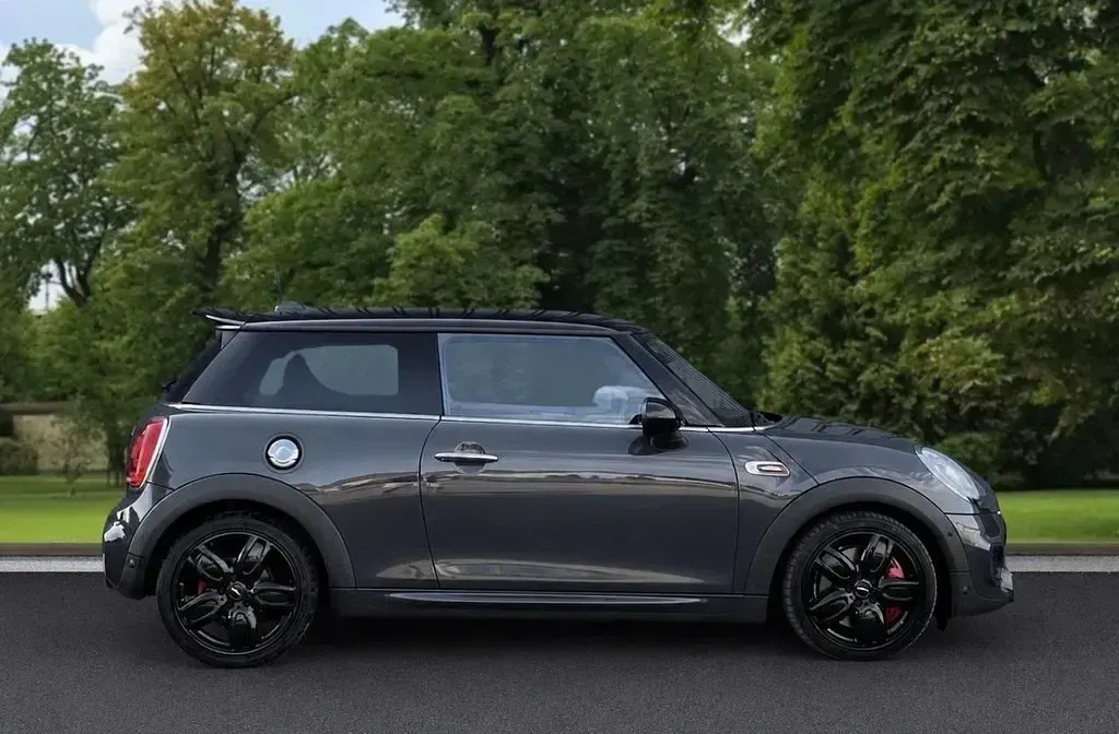 Used Mini John Cooper Works Hatch 231 HP (169 kW) 2017 Grey Hatchback