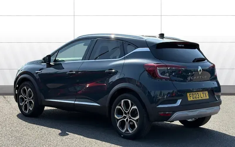 Gebraucht Renault Captur Techno 143 PS (105 kW) 2023 Schwarz SUV