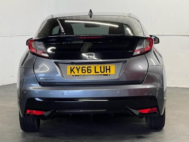 Used Honda Civic SE Plus 120 HP (88 kW) 2016 Grey Hatchback