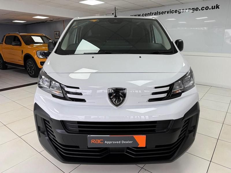 Used Peugeot Expert S 2024 White Van
