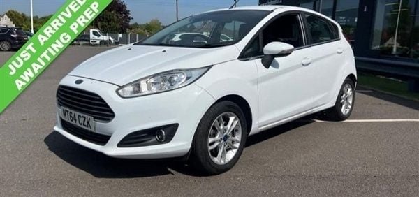 White Used 2014 Ford Fiesta Zetec Hatchback | £5,290 (Fair price) - Image 1/1