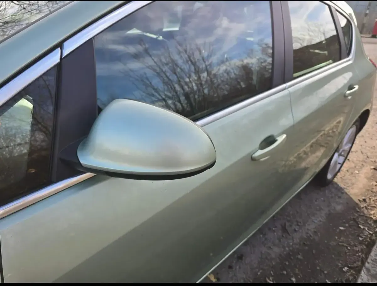 Second-hand Vauxhall Astra SRi 2011 Verde Hatchback
