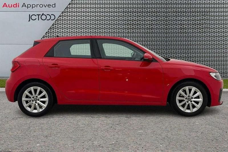 Used Audi A1 Sport 114 HP (83 kW) 2019 Red Hatchback