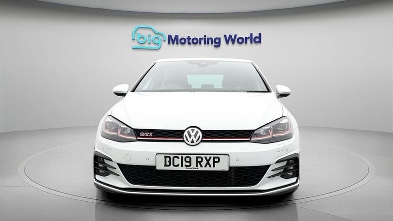 Used VW Golf VII GTI 245 HP (180 kW) 2019 White Hatchback