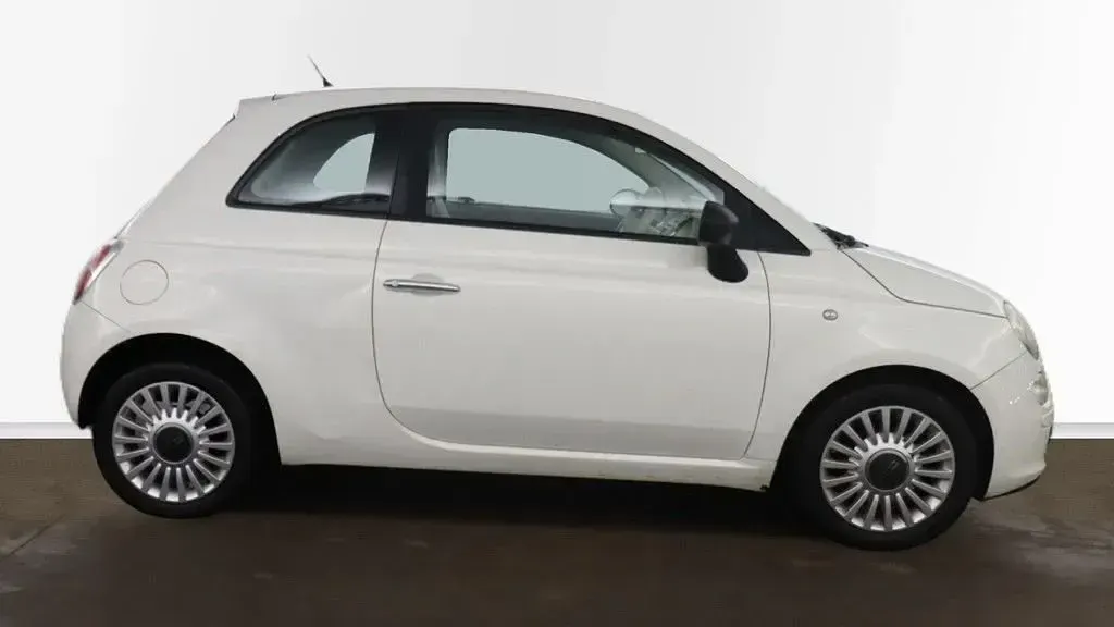 Used Fiat 500 Pop 69 HP (50 kW) 2011 White Hatchback