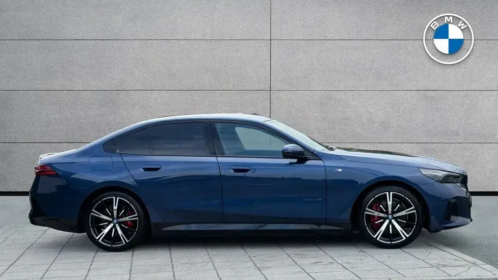 Used BMW i5 M Sport 246 kW (335 HP) 2024 Blue