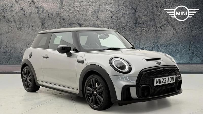Usado Mini Cooper S Hatch 176 HP (129 kW) 2023 Prateado Citadino