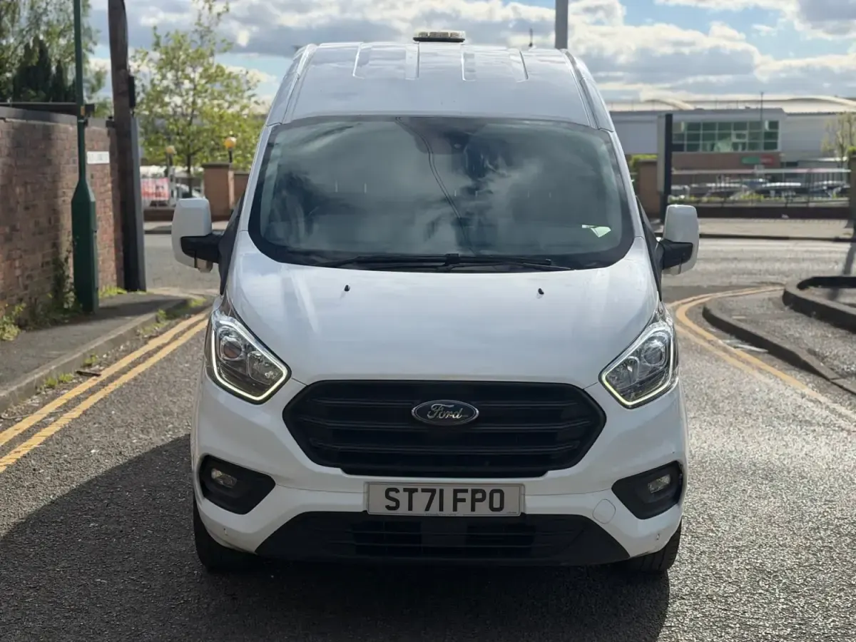 Begagnad Ford Transit Custom Trend 130 HK (95 kW) 2021 Vit