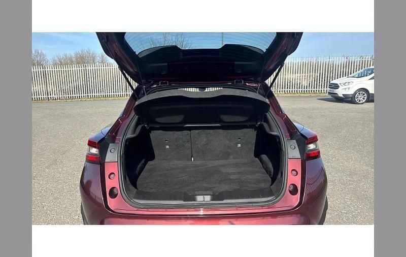 Used Nissan Juke N-Connecta 114 HP (83 kW) 2020 Red SUV