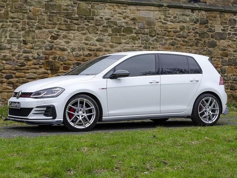 Used VW Golf VII GTI 320 HP (235 kW) 2018 Blue Hatchback