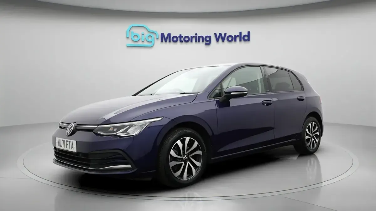 Used VW Golf VII Active 2021 Blue Hatchback