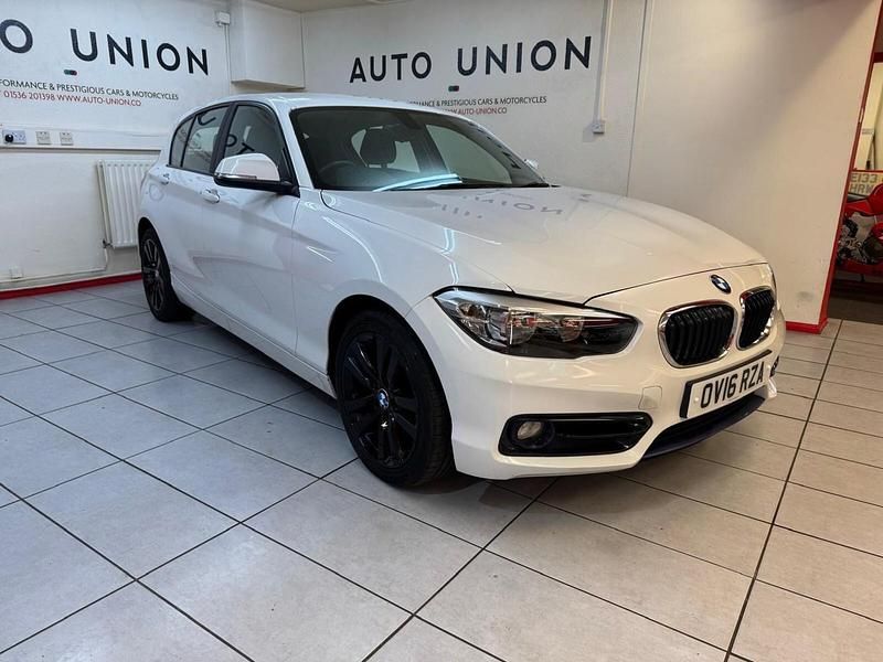White Used 2016 BMW 118 Sport Line Hatchback | £5,795 (Expensive) - Image 1/4