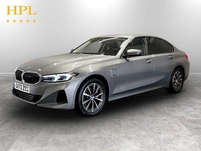 Used BMW 330 Sport Line 292 HP (214 kW) 2024