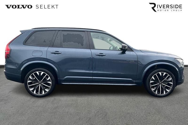 Used Volvo XC90 Ultra 250 HP (183 kW) 2025 Blue SUV