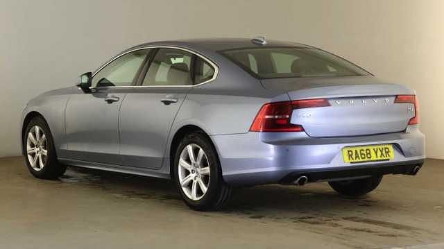 Used Volvo S90 Momentum 188 HP (138 kW) 2019 Sedan
