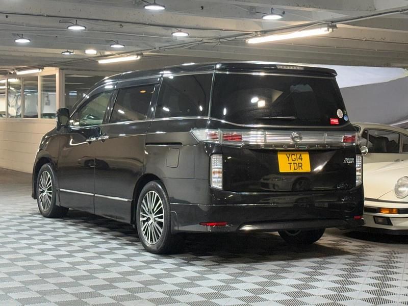Used Nissan Elgrand 2026 Black