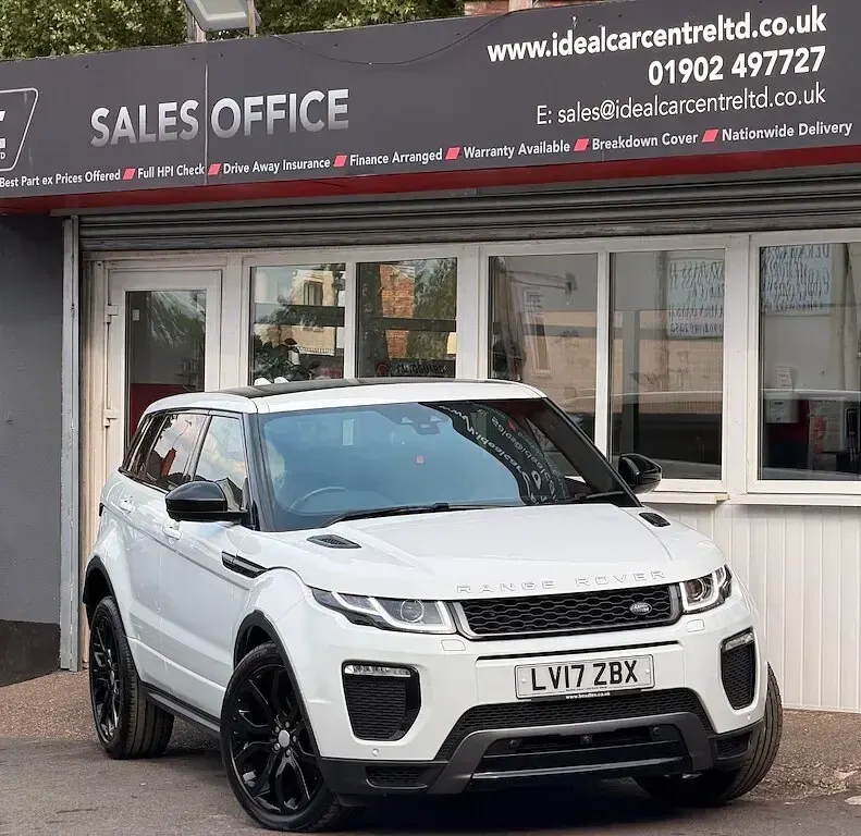Used Land Rover Range Rover evoque HSE Dynamic 240 HP (176 kW) 2017 White Estate
