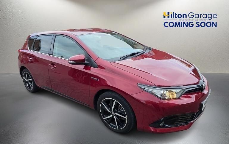 Red Used 2018 Toyota Auris Hybrid Design Hatchback | £11,650 (Fair price) - Image 1/1