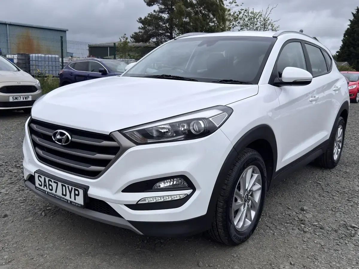 Used Hyundai Tucson SE 2017 White SUV