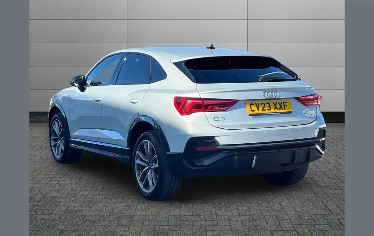Used Audi Q3 Black Edition 150 HP (110 kW) 2023 Silver SUV
