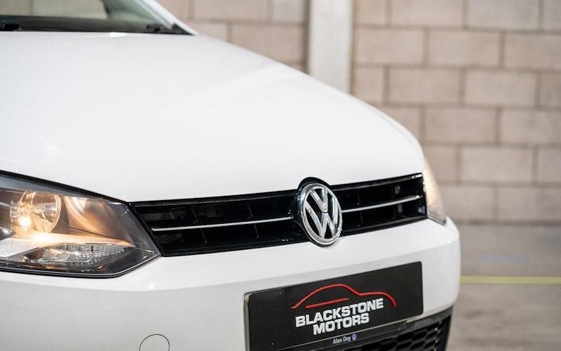 Used VW Polo Edition 86 HP (63 kW) 2013 White Hatchback
