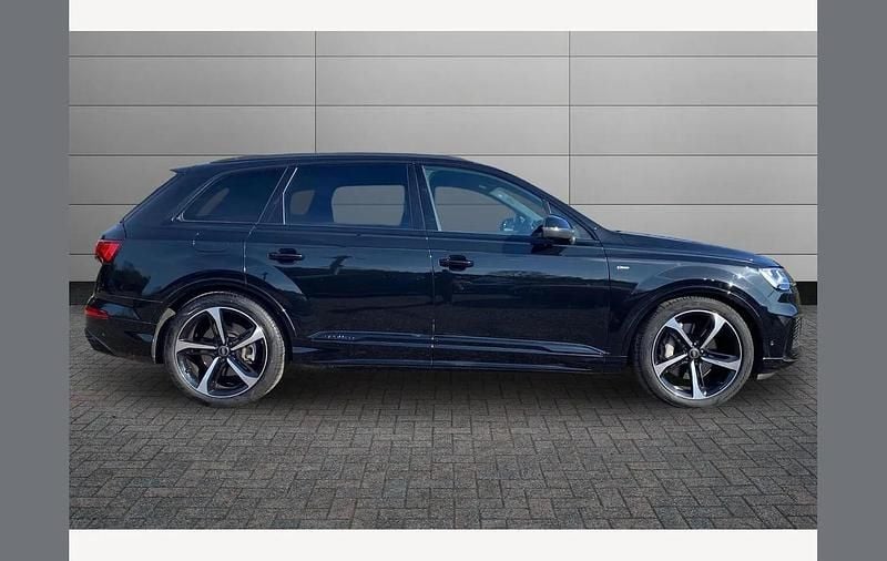 Used Audi Q7 Black Edition 340 HP (250 kW) 2022 Black SUV
