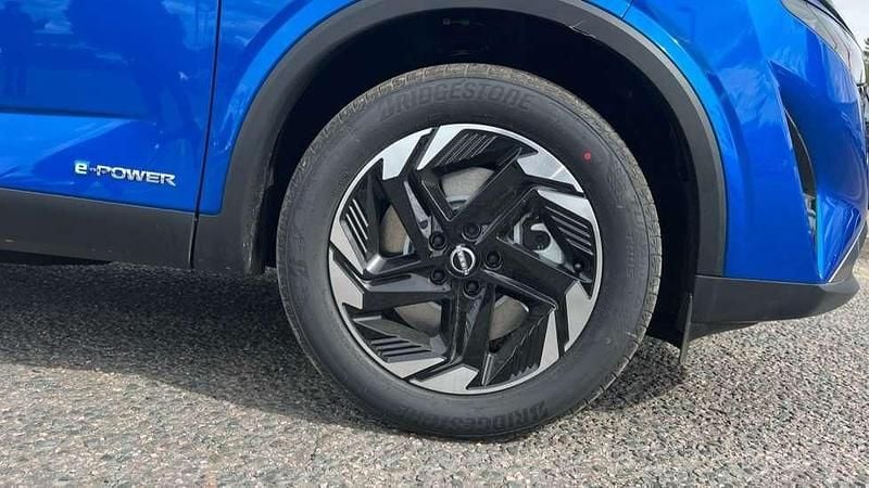 New Nissan Qashqai Acenta 190 HP (139 kW) 2025 Magnetic blue SUV