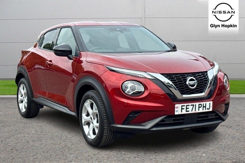 Red Used 2022 Nissan Juke N-Connecta SUV | £16,434 (Fair price) - Image 1/4