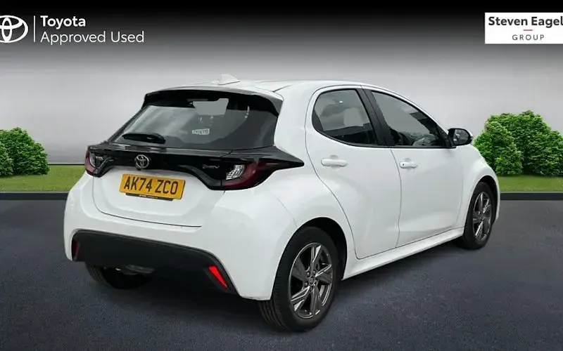 Used Toyota Yaris 116 HP (85 kW) 2026 Hatchback