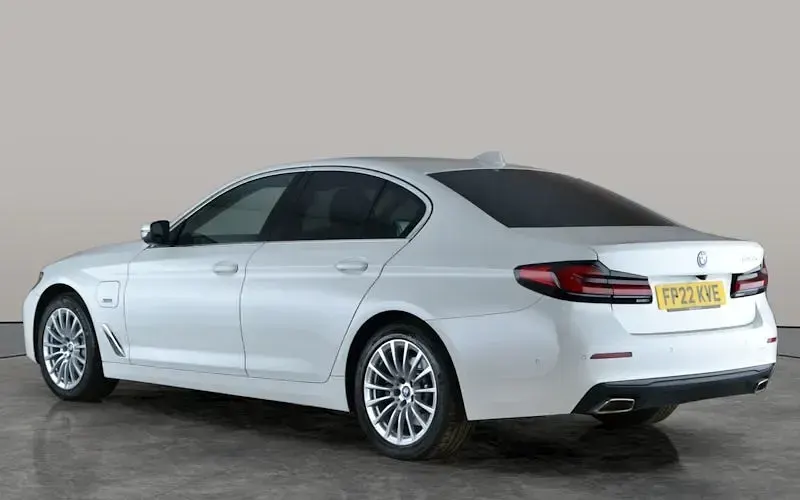 Used BMW 530e 292 HP (214 kW) 2022 White Sedan