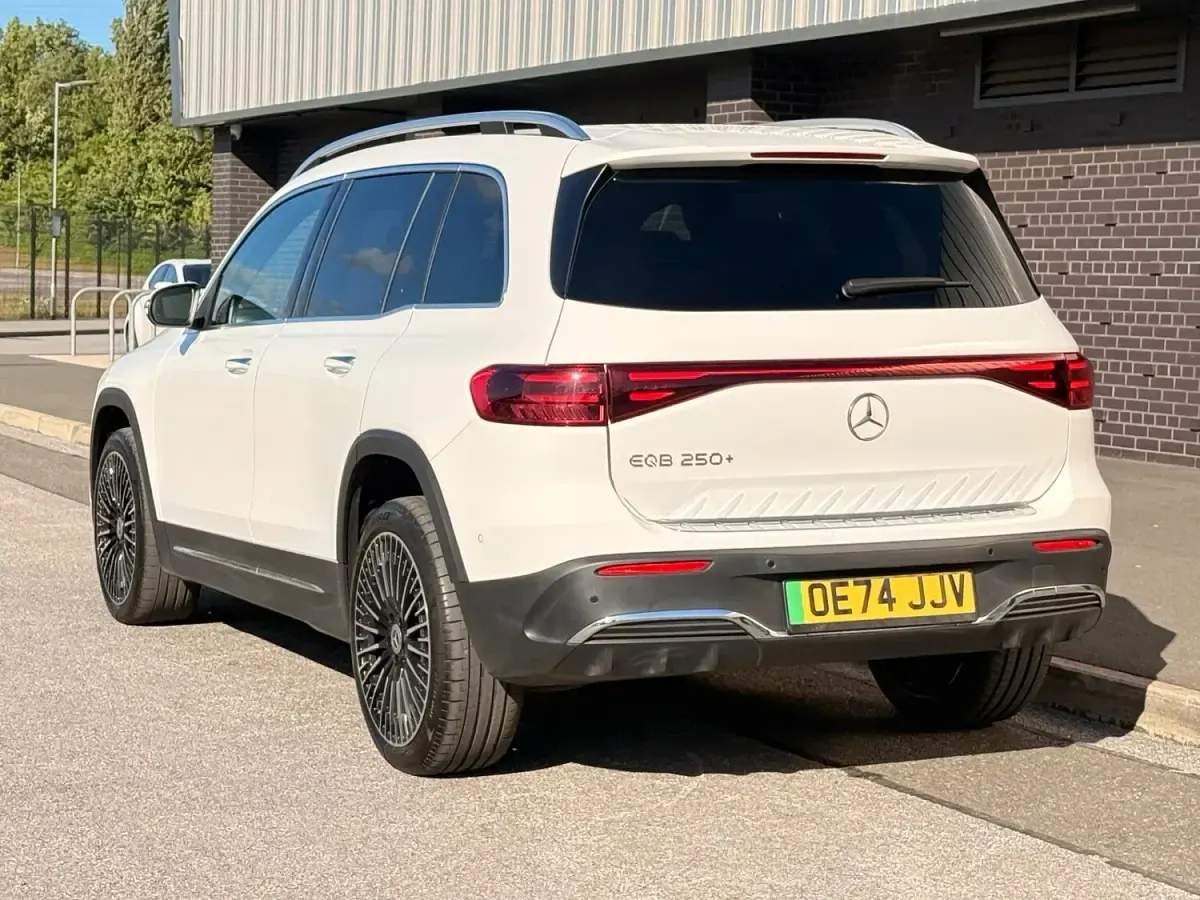 Used Mercedes EQB250+ AMG Line Premium 139 kW (190 HP) 2024 White SUV