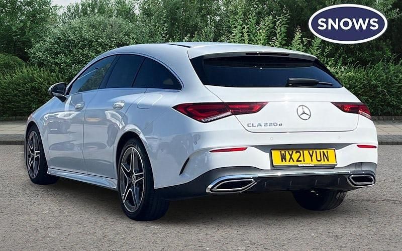 Used Mercedes CLA220 Shooting Brake AMG line 190 HP (139 kW) 2021 White Estate