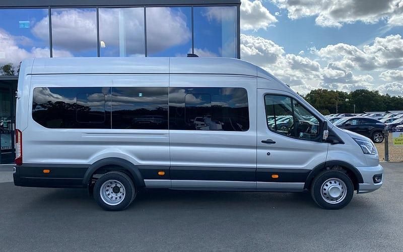 New Ford Transit Limited 165 HP (121 kW) 2026 MPV