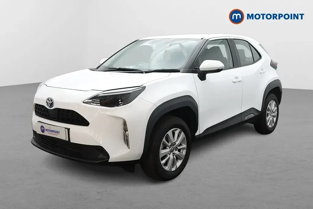 Used Toyota Yaris Hybrid 2023 White Estate
