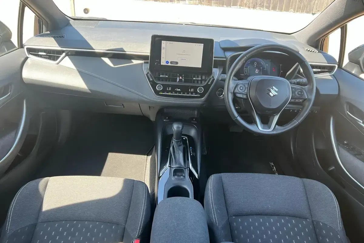 Used Suzuki Swace 140 HP (102 kW) 2024 Blue Estate