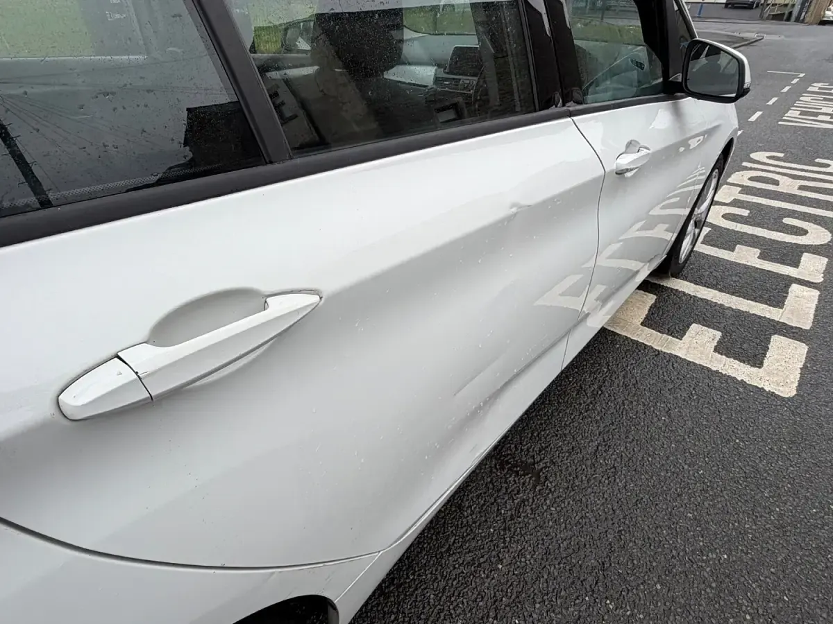 Used BMW 218 2018 White Estate