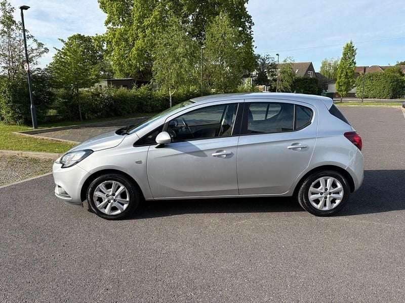 Second-hand Vauxhall Corsa Design Edition 70 CP (51 kW) 2015 Argintiu Hatchback