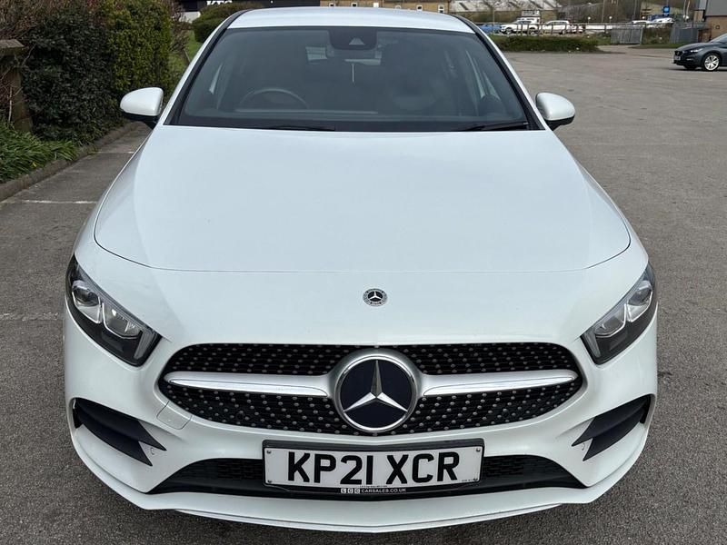 Used Mercedes A250 Executive 218 HP (160 kW) 2021 White Hatchback